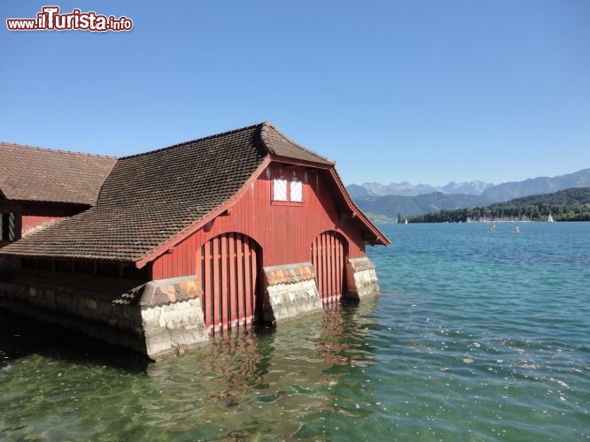 Immagine Lucerna, Svizzera: uno scorcio del Lungolago di Luzern