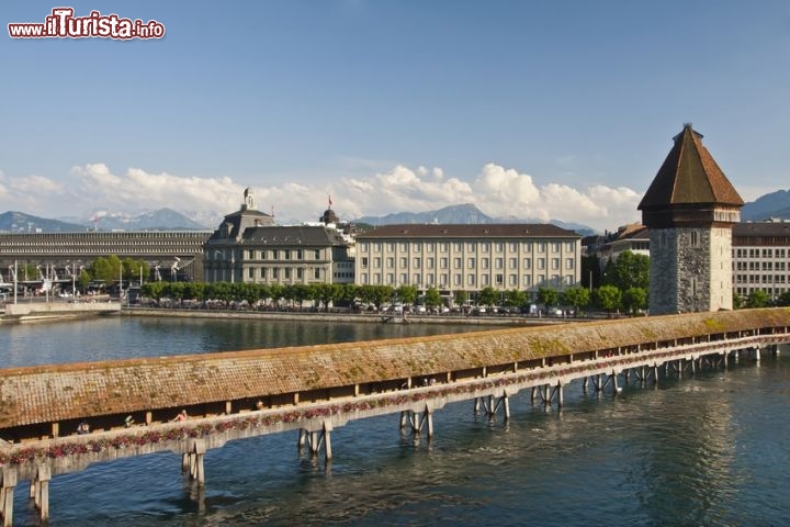 Immagine Lucerna; Seebrucke, il ponte sul lago - © Alessandro Lai