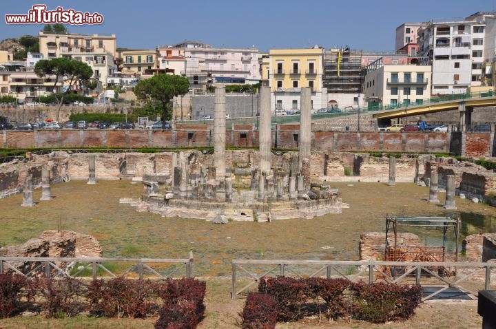 Immagine Il Macellum di Pozzuoli con il Tempio del Serapide