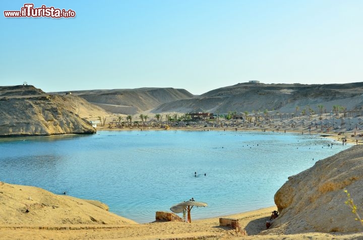 Immagine Mar Rosso: una spiaggia nelle vicinanze di Hurghada in Egitto - © Elzbieta Sekowsk / Shutterstock.com