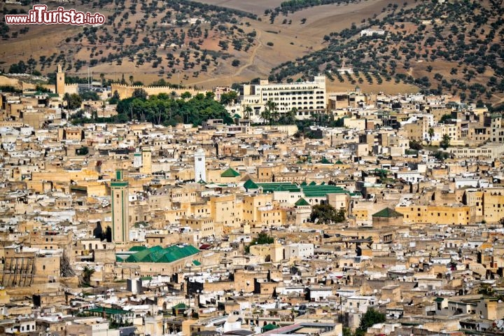 Immagine La Medina di Fes (Fez) in Marocco, una delle quattro città imperiali - © OPIS Zagreb / Shutterstock.com