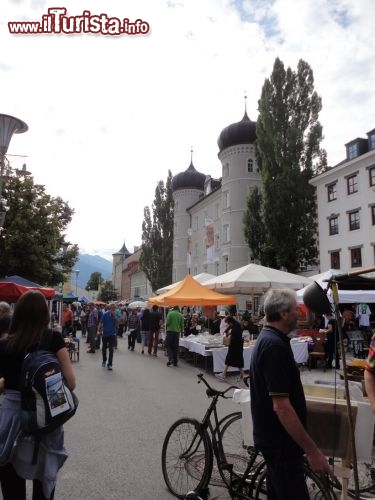 Immagine Mercato dell'artigianato in Hauptplatz a Lienz (Austria)