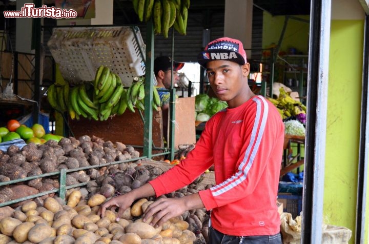 Immagine Il mercato a Costanza. La città si trova nel cuore della Repubblica Dominicana, immerso nella Cordillera Central, dove la temperatura oscilla fra i 5 ed i 20°.