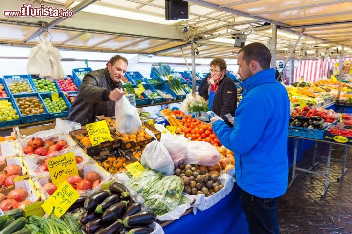 Immagine Mercato di Zwolle, la città del nord-est dell'Olanda - © Semmick Photo / Shutterstock.com