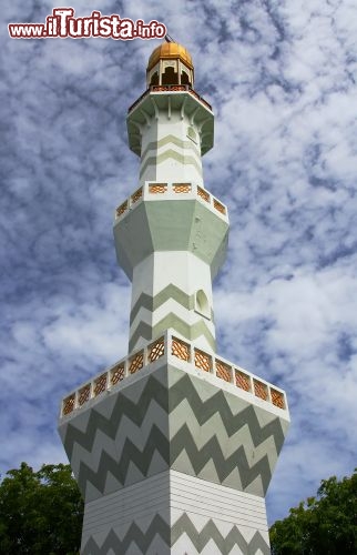 Immagine Minareto della Grand Friday Mosque, la bella e grandissima moschea a Malé, Isole Maldive - © Patryk Kosmider / Shutterstock.com