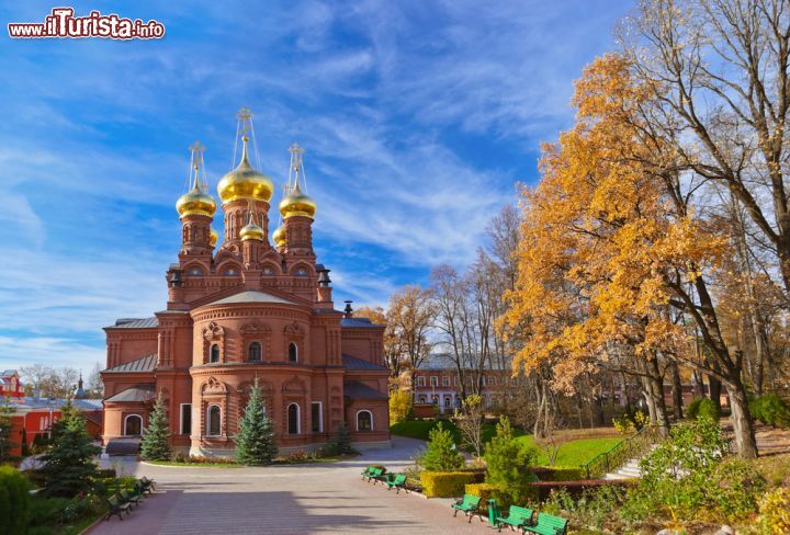 Immagine Monastero di Chernigovsky skete a Sergiev Posad, in Russia - © Tatiana Popova / Shutterstock.com