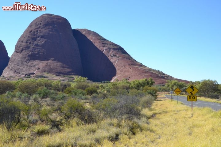 Immagine I Monti Olgas, che in aboragino sono chiamati Kata Tjuta (le molte teste): si trovano nel Red Centre, nello stato del Nortnern Territory in Australia