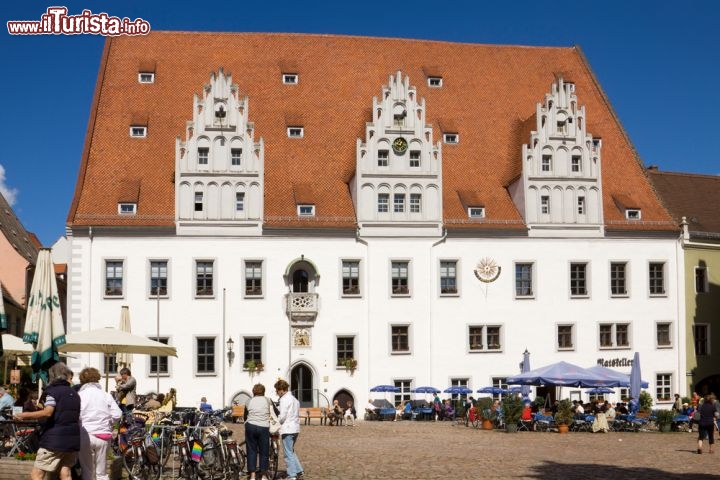 Immagine Municipio di Meissen, s'affaccia sulla piazza del Mercato della città della Germania - © Solodovnikova Elena / Shutterstock.com