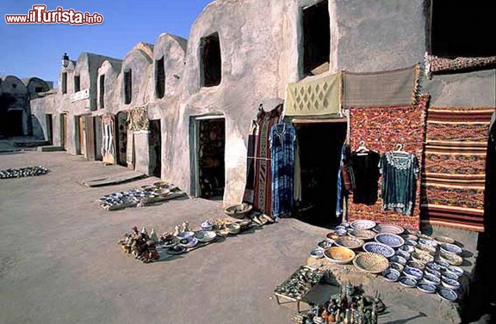 Immagine Negozi a Medenine in Tunisia - Foto di Giulio Badini