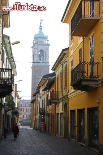 Immagine Oleggio, centro storico e Torre campanaria - © Alessandro Vecchi - CC BY-SA 3.0,