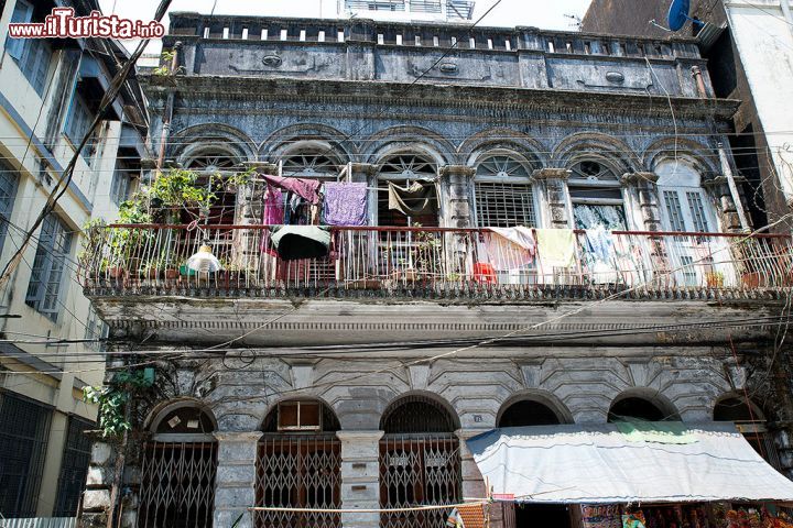 Immagine Palazzo coloniale di Yangon, Birmania.