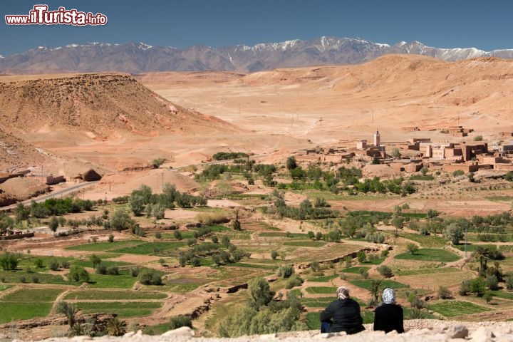 Immagine Panorama delle montagne dell'Atlante fotografato dalla Kasbah di Ait Benhaddou in Marocco - © Jan Mastnik / Shutterstock.com