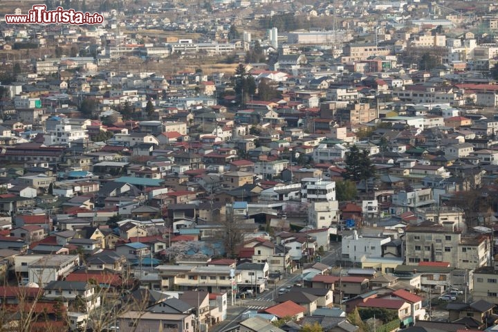 Immagine Panorama della città di Yamanashi, in Giappone - © Annopk / Shutterstock.com