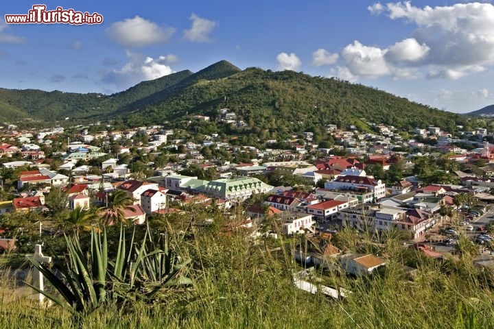 Immagine Panorama della città di Marigot, a Saint Martin - © Stefan Kuiper / Shutterstock.com