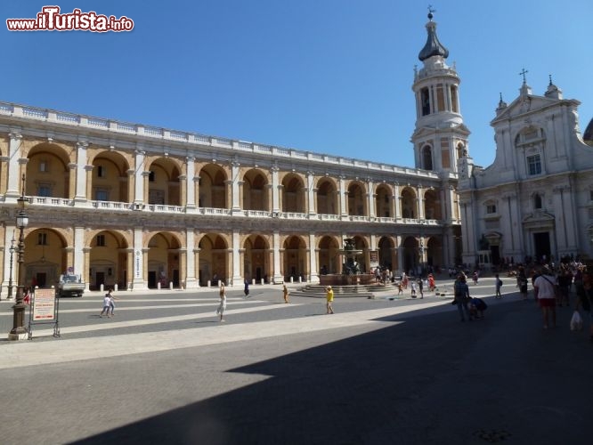 Immagine Piazza e Cattedrale di Loreto