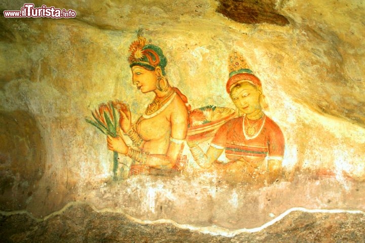 Immagine Pittura a Sigiriya Sri Lanka - Foto di Giulio Badini