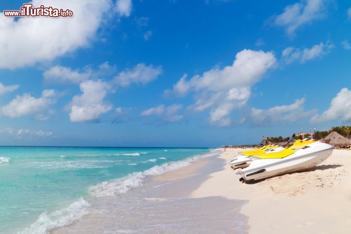 Immagine Playacar ed il mare della Riviera Maya in Messico - © Agnieszka Guzowska / Shutterstock.com