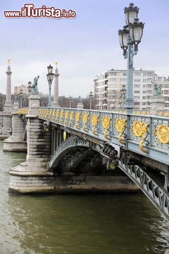 Immagine Pont Fragnee a Liegi, sul fiume Mosa - © Birute Vijeikien / Shutterstock.com