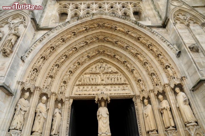 Immagine Portale gotico della Cattedrale di Bordeaux in Francia - © Pack-Shot / Shutterstock.com