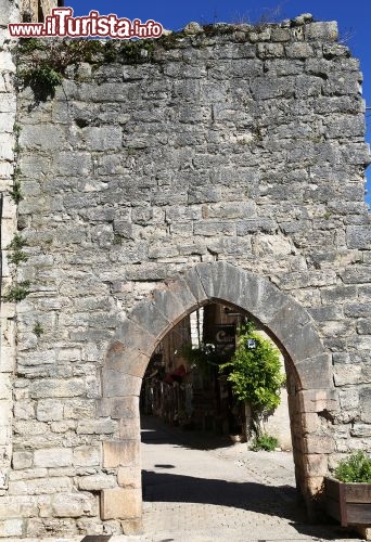 Immagine Porte Hugon, nel borgo antico di Rocamadour - © Leonard Zhukovsky / Shutterstock.com