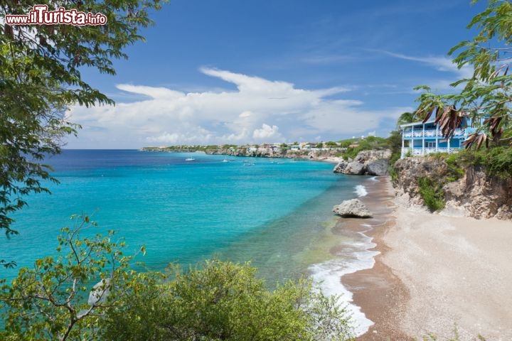 Immagine Punta Occidentale dell'Isola di Curacao, mar dei Caraibi - © Mark Krapels / Shutterstock.com