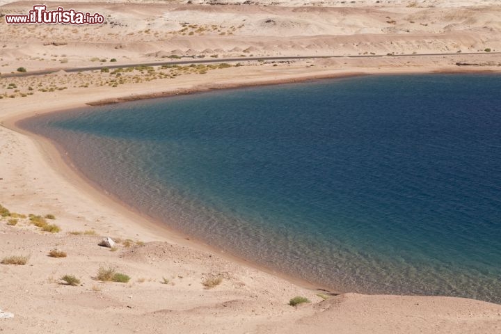 Immagine Il mare limpido di Ras Mohammed: siamo nel più antico Parco Nazionale dell'Egitto, istituito per proteggere le coste della punta sud della Penisola del Sinai - © stephan kerkhofs / Shutterstock.com