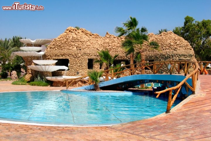 Immagine Resort a Nuweiba nel Mar Rosso, lungo le coste del Sinai in Egitto - © Beneda Miroslav / Shutterstock.com