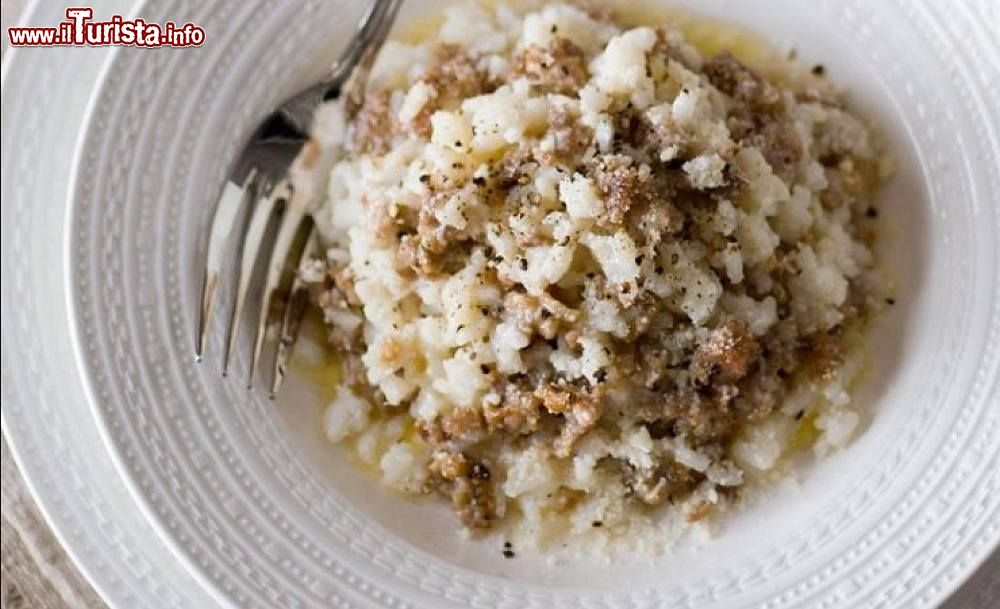 Immagine Piatto con Risotto Vialone Nano: lo potete gustare alla Grande fiera del riso vialone nano mantovano