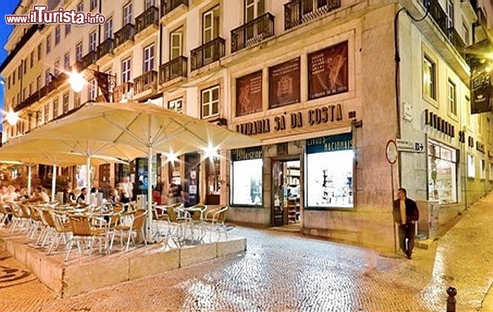 Immagine Sa da Costa è una delle più antiche librerie di Lisbona (Portogallo).