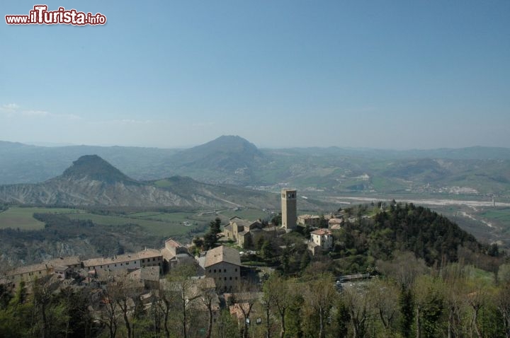 Immagine Vista di San Leo dalla Fortezza