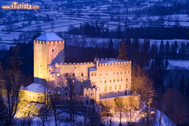 Immagine Schloss Bruck il Castello di Lienz Tirolo Austria - © Horia Bogdan / Shutterstock.com