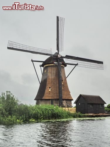 Immagine Sito unesco Kinderdijk, un mulino a vento (Olanda).