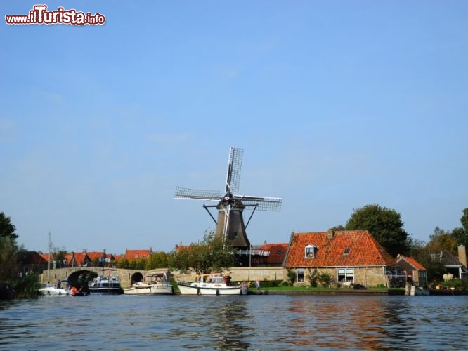 Immagine Mulino a vento a Sloten, Frisia - © Sjo / iStockphoto LP.