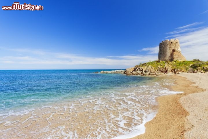 Immagine Spiaggia di  Bari Sardo, si trova poco distante da Arbatax in Olgiastra, Sardegna Orientale - © Tramont_ana / Shutterstock.com