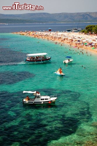 Immagine Il Corno d'Oro, la spiaggia di Brac dalle sabbie dorate: Zlatni Rat - © darios / Shutterstock.com