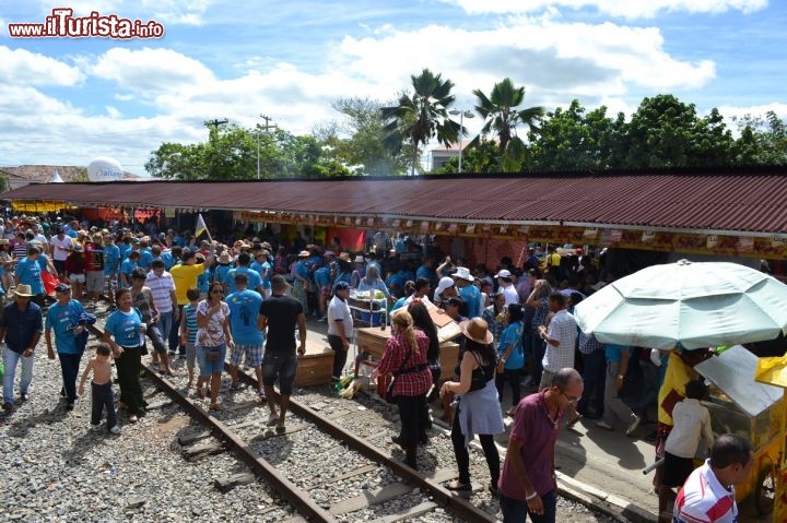 Immagine Stazione ferroviaria di Galante (Campina Grande) durante la festa di Sao Joao in Brasile