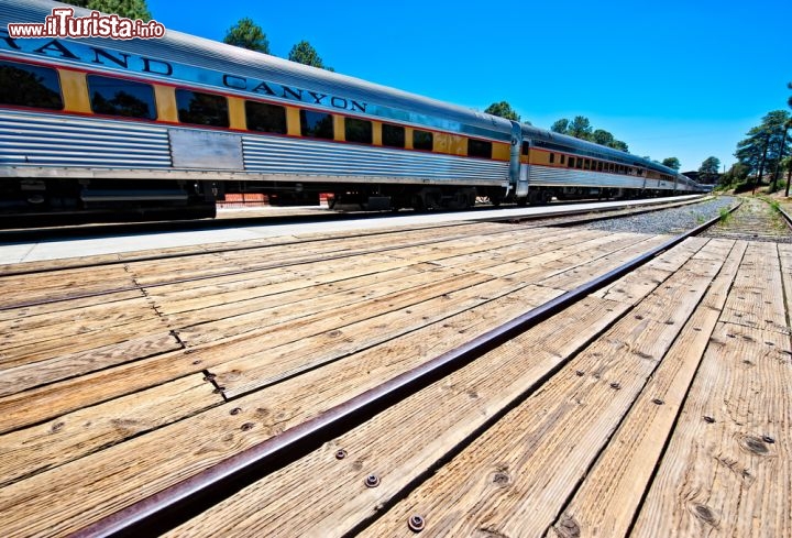 Immagine Stazione del treno al Grand Canyon Village in Arizona (USA) - © Daniel Korzeniewski / Shutterstock.com