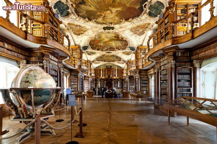 Immagine La magia della Stiftsbibliothek di San Gallo