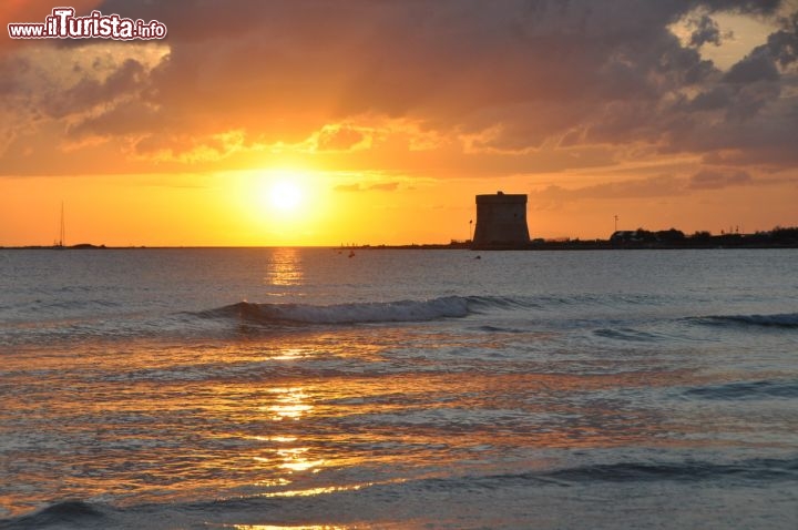 Immagine Tramonto a Torre Chianca sulla spiaggia delle Dune a Porto Cesareo (Puglia)