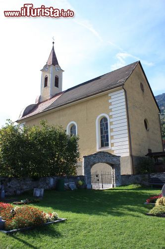 Immagine La visita della chiesa evangelica di Trebesing in Carinzia (Austria)