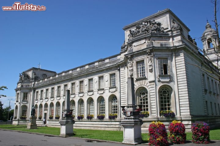 Immagine Tribunale di Cardiff, la storica capitale del Galles - © jennyt / Shutterstock.com