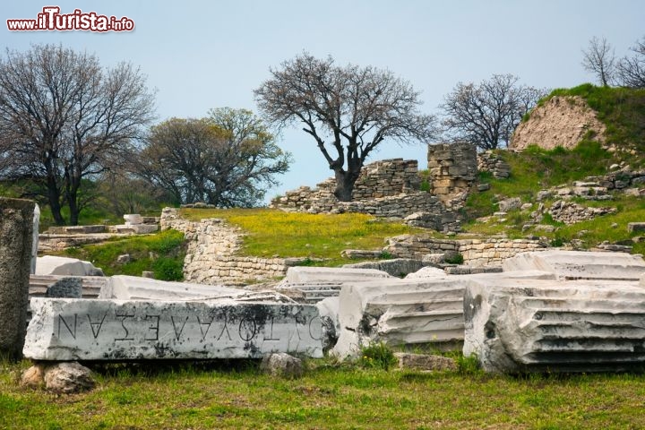Immagine Troy, ovvero Troia la citta di Omero. scoperta dall'archeologo Schliemann in Turchia - © zebra0209 / Shutterstock.com