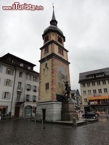 Immagine La Turmli di Altdorf, ed il monumento a Guglielmo Tell