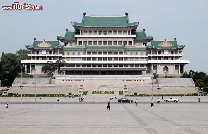 Immagine Università di Pyongyang la capitale della Corea del Nord - Foto di Giulio Badini / I Viaggi di Maurizio Levi