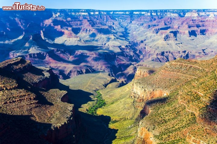 Immagine Vista panoramica del Grand Canyon dell'Arizona negli USA - © Jorg Hackemann/ Shutterstock.com