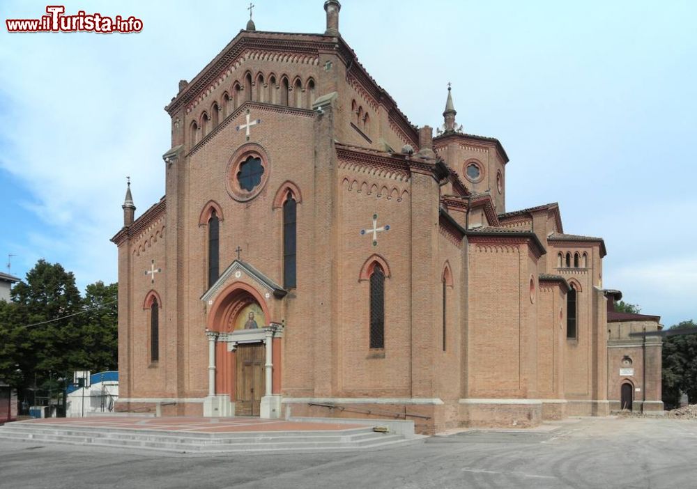 Immagine Abbazia di San Michele a Poggio Renatico in Emilia-Romagna