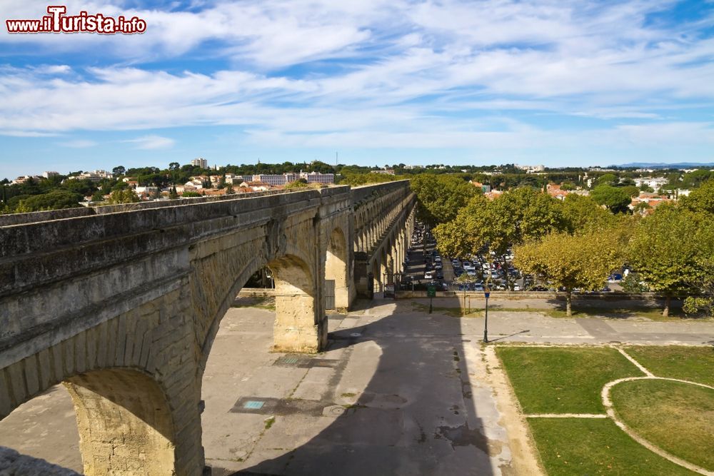 Immagine L'acquedotto di San Clemente a Montpellier, Francia. Noto anche come acquedotto di Arceaux,
venne costruito fra il 1753 e il 1764 dall'ingegnere Pitot.