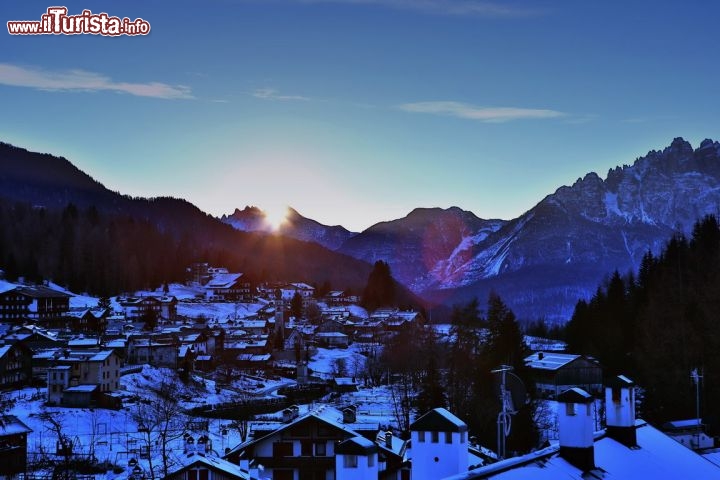 Immagine Alba a Forno di Zoldo - © Michela Garosi / TheTraveLover.com