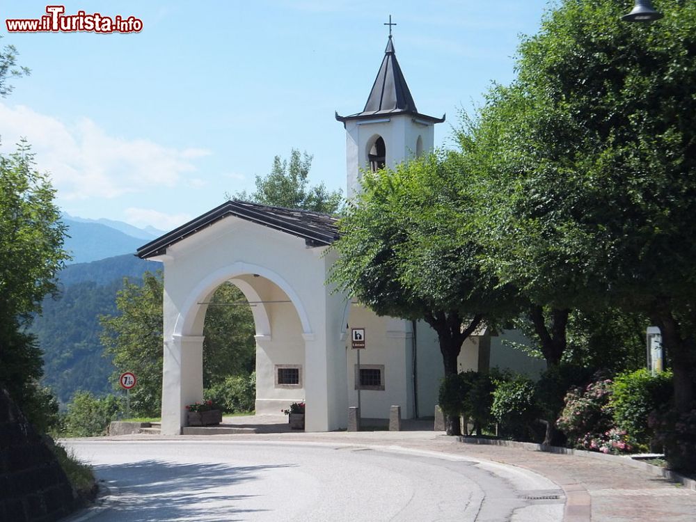 Immagine La Chiesa di Sant'Antonio a Albiano di Trento  - © Syrio - CC BY-SA 4.0 - Wikipedia