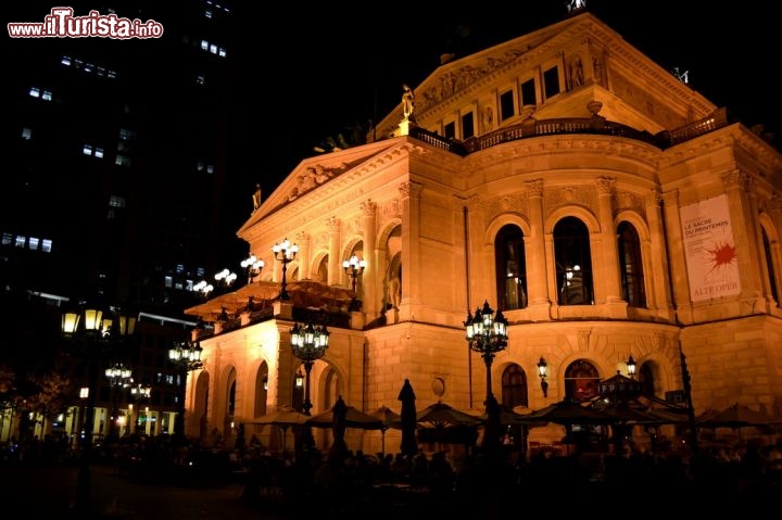 Immagine La Alt Oper, il Teatro dell'Opera di Francoforte (Assia) in Germania